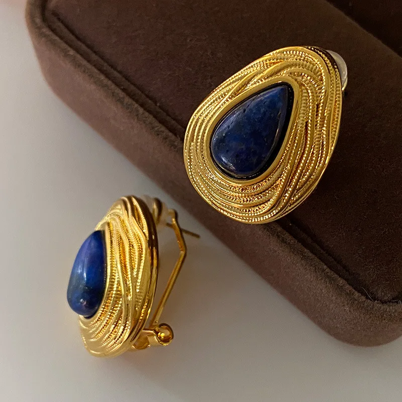 European American retro natural blue studs droplet design highfashionable women's jewelry with touchelegance
European American retro natural blue studs droplet design highfashionable women's jewelry with touchelegance