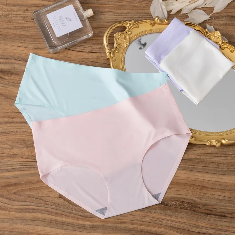 Thin breathable ice silk seamless underwear for women simple one-piece pure cotton underwear with crotch for women briefs
Thin breathable ice silk seamless underwear for women simple one-piece pure cotton underwear with crotch for women briefs