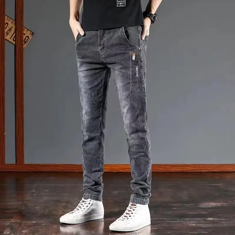 Spring Elastic Men's Jeans Casual Fashionable Versatile Stylish Slim Fit Casual Long Pants mid Waist Multiple Pockets
Spring Elastic Men's Jeans Casual Fashionable Versatile Stylish Slim Fit Casual Long Pants mid Waist Multiple Pockets