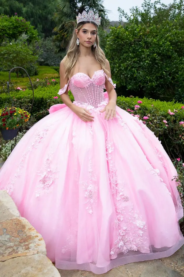 Quinceanera Dress with Bow Lace Appliques Beaded Off Shoulder Sweetheart Illusion Court Train Formal Party Dresses Custom Made
Quinceanera Dress with Bow Lace Appliques Beaded Off Shoulder Sweetheart Illusion Court Train Formal Party Dresses Custom Made