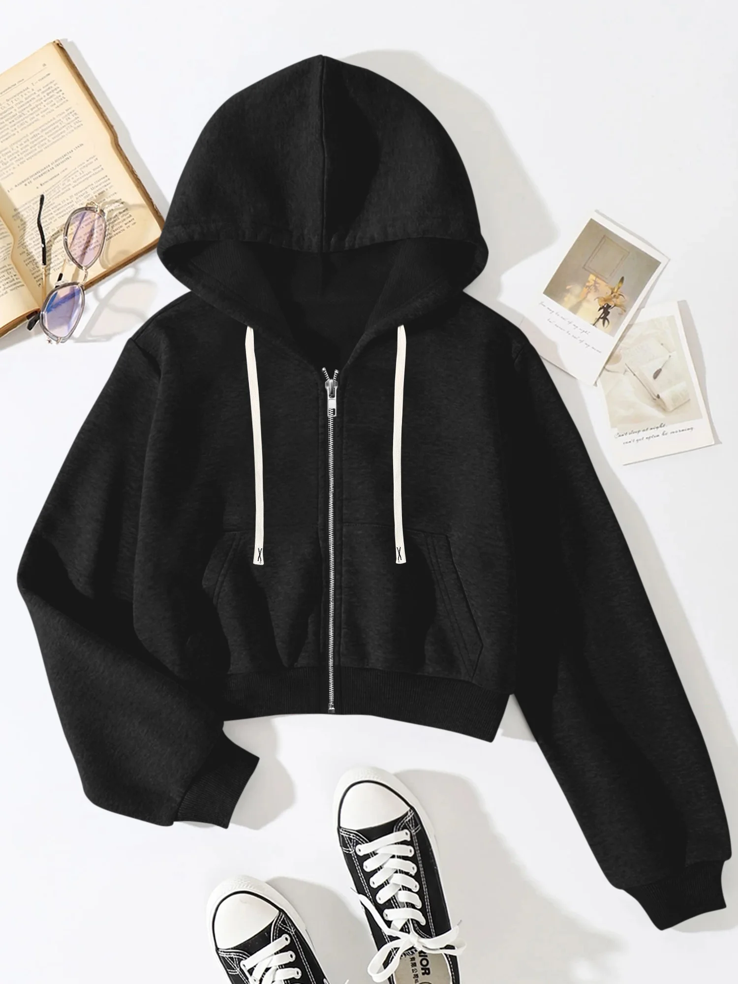 Casual Women Cropped Hooded Zip Up Jacket, Long Sleeve Sweatshirt With Pockets, Drawstring Solid Color Tops
Casual Women Cropped Hooded Zip Up Jacket, Long Sleeve Sweatshirt With Pockets, Drawstring Solid Color Tops