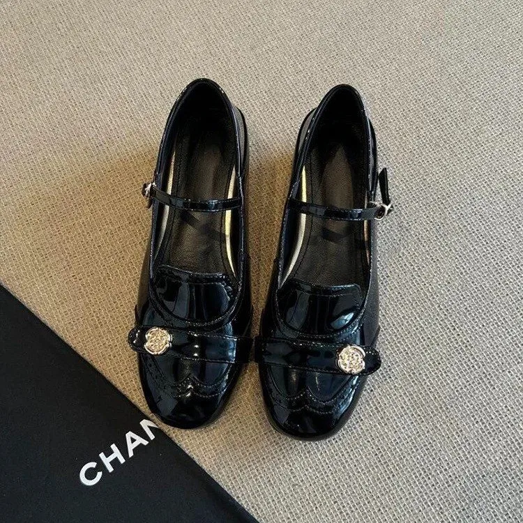 Women Patent Leather Bow Mary Jane Flats, Round Toe Buckle Casual Shoes, Soft Sole Elegant Footwear for Daily Wear & Office
Women Patent Leather Bow Mary Jane Flats, Round Toe Buckle Casual Shoes, Soft Sole Elegant Footwear for Daily Wear & Office