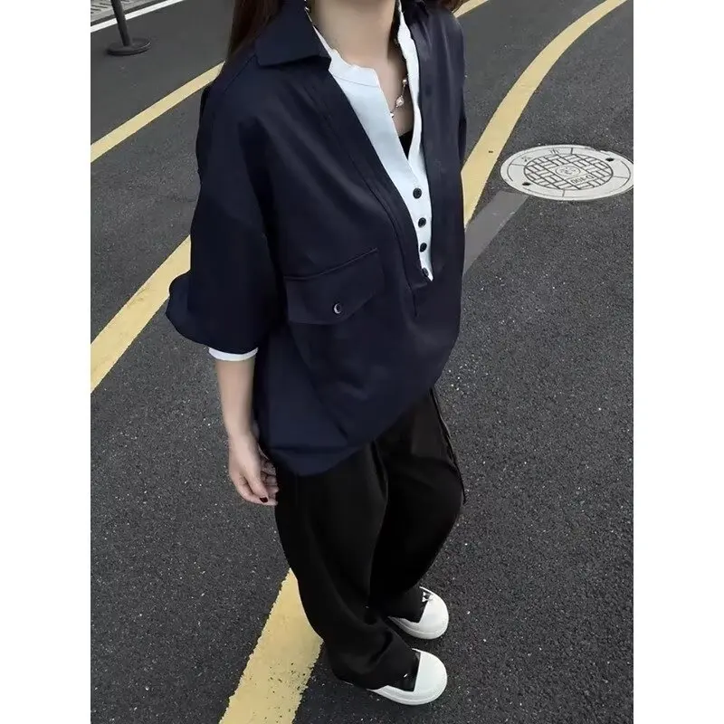 Loose Fit V-Ne irt in k Blue Casual Sle Splicing Workwear Jaet Men's Faion Urban Stand Spring 2026 Long Sve
Loose Fit V-Ne irt in k Blue Casual Sle Splicing Workwear Jaet Men's Faion Urban Stand Spring 2026 Long Sve