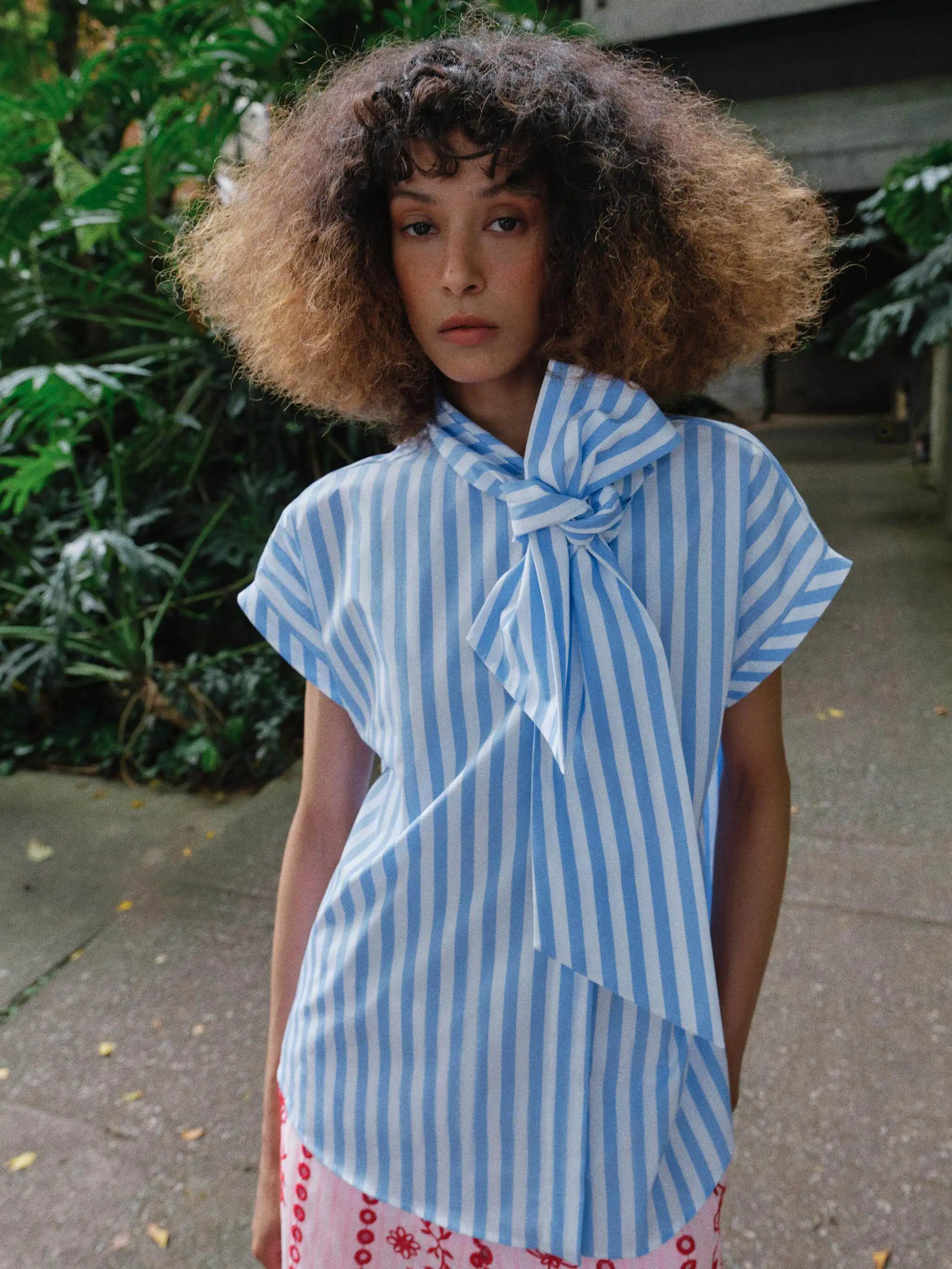 Summer New Arrival Women's Casual Stripe Shirt Short Sleeve Stand Collar Knot Decorated Chinese Style Top for Young...
Summer New Arrival Women's Casual Stripe Shirt Short Sleeve Stand Collar Knot Decorated Chinese Style Top for Young...