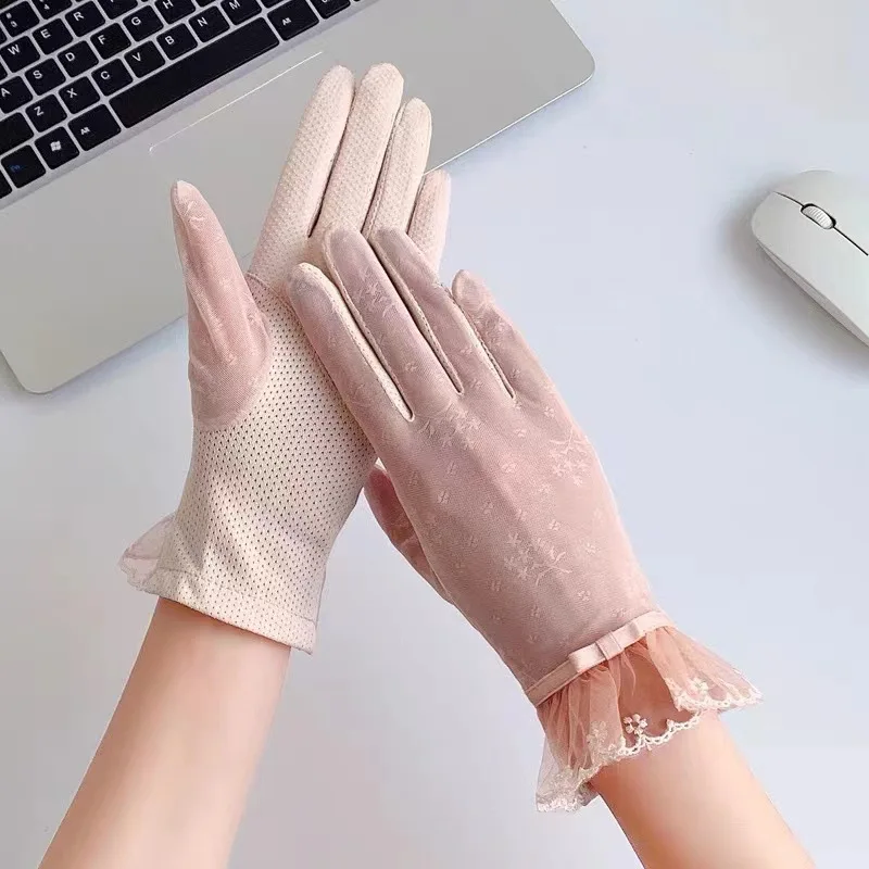 Ladies' Sun Protection Gloves for Outdoor Driving, UV-Resistant Lace Touchscreen Breathable and Non-Slip Gloves
Ladies' Sun Protection Gloves for Outdoor Driving, UV-Resistant Lace Touchscreen Breathable and Non-Slip Gloves