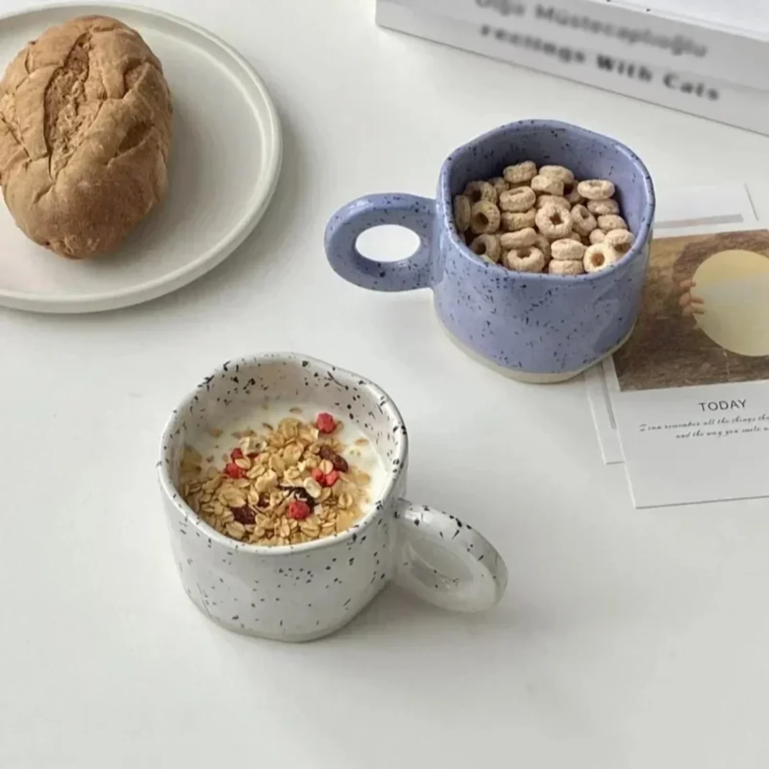 Керамическая кружка с кольцевой ручкой, корейский стиль ins, нерегулярные чернила, кофейная чашка, офисная чашка для завтрака, чая, кружка с ручкой
Керамическая кружка с кольцевой ручкой, корейский стиль ins, нерегулярные чернила, кофейная чашка, офисная чашка для завтрака, чая, кружка с ручкой