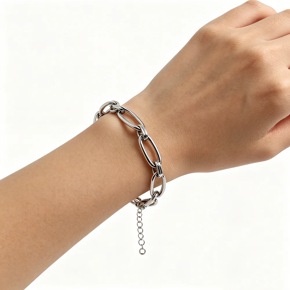 New rectangular chain gold plated stainless steel men's bracelet, high quality waterproof non-fading women's bracelet
New rectangular chain gold plated stainless steel men's bracelet, high quality waterproof non-fading women's bracelet