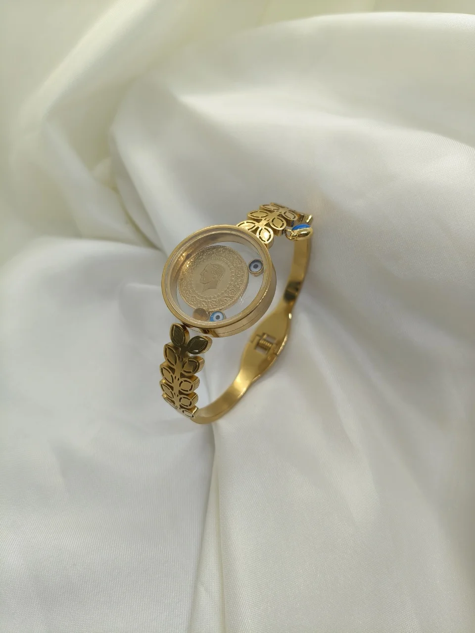 2025 Bestseller Cuff Bracelet Stainless Steel Natural Turquoise Emerald Buckle Bangle Waterproof Locket Charm Wristband Jewelry
2025 Bestseller Cuff Bracelet Stainless Steel Natural Turquoise Emerald Buckle Bangle Waterproof Locket Charm Wristband Jewelry