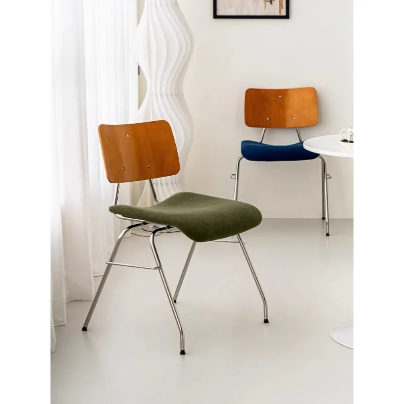 Designer Stackable Dining Chair Retro Stainless Steel Backrest Space-Saving Home & Cafe Seating Chic Minimalist Style Furniture
Designer Stackable Dining Chair Retro Stainless Steel Backrest Space-Saving Home & Cafe Seating Chic Minimalist Style Furniture