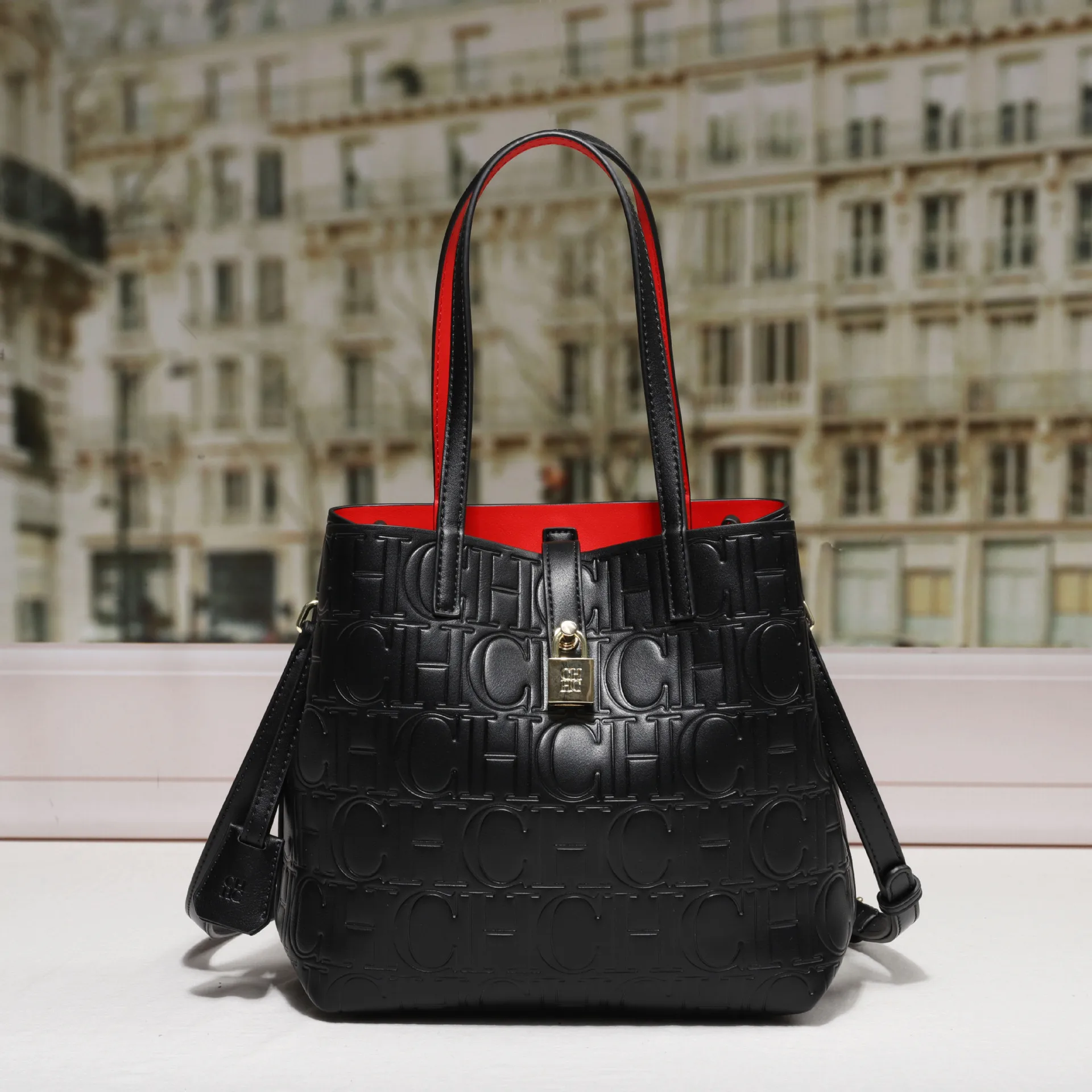Women's Medium Bucket Bag Fashion Style with Letter Print, Faux Leather with Real Texture, Elegant & Versatile Crossbody Design
Women's Medium Bucket Bag Fashion Style with Letter Print, Faux Leather with Real Texture, Elegant & Versatile Crossbody Design