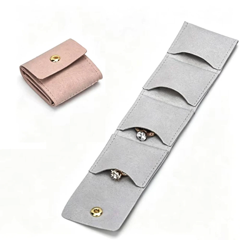 Portable 4 Compartment Ring Bag Foldable Earring Storage Velvet Pouch Stud Necklace Pouch Mini Travel Jewelry Accessories Bag
Portable 4 Compartment Ring Bag Foldable Earring Storage Velvet Pouch Stud Necklace Pouch Mini Travel Jewelry Accessories Bag
