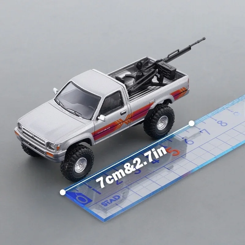 Toyota Hilux однорядный 4WD вездеходный пикап военный автомобиль литье под давлением металлическая военная модель 1:64 комплект для рукоделия подарок
Toyota Hilux однорядный 4WD вездеходный пикап военный автомобиль литье под давлением металлическая военная модель 1:64 комплект для рукоделия подарок