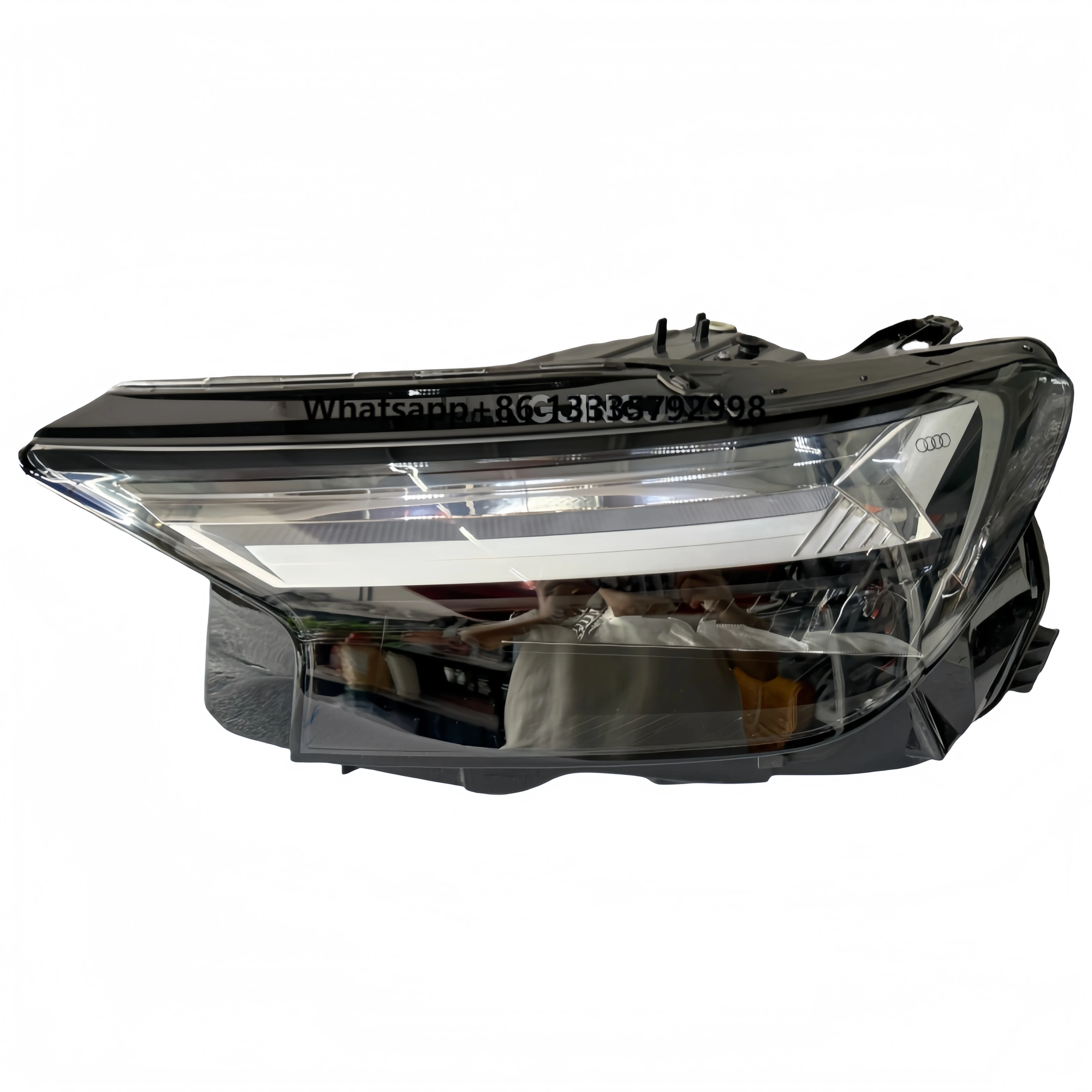Hot Selling High-quality Car Lighting System Suitable for AudiQ4 LED Headlights Upgrade From Low-end to High-end
Hot Selling High-quality Car Lighting System Suitable for AudiQ4 LED Headlights Upgrade From Low-end to High-end