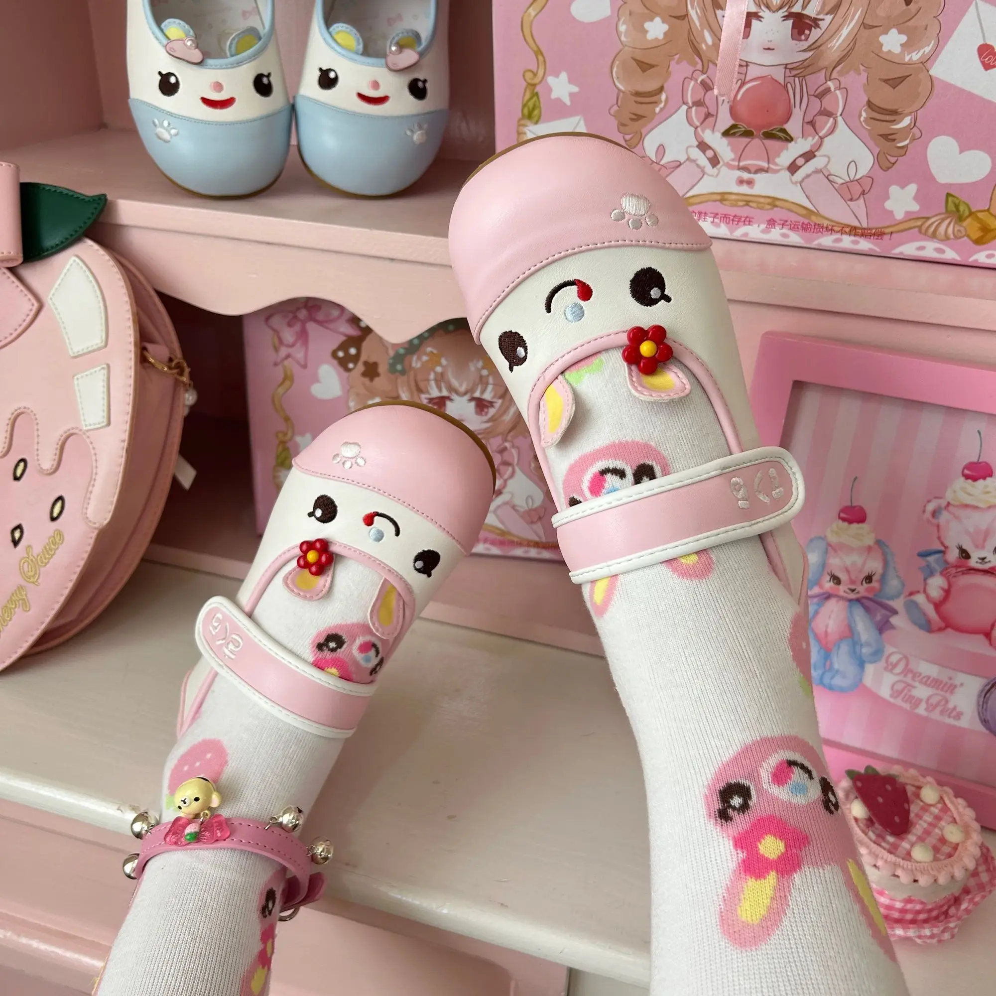 Summer Autumn New Sweet Girl Cute Indoor Round-toe Shoes Japanese Cartoon Mp Jojifuku Lolita Flat Shoes Y2k Accessories
Summer Autumn New Sweet Girl Cute Indoor Round-toe Shoes Japanese Cartoon Mp Jojifuku Lolita Flat Shoes Y2k Accessories