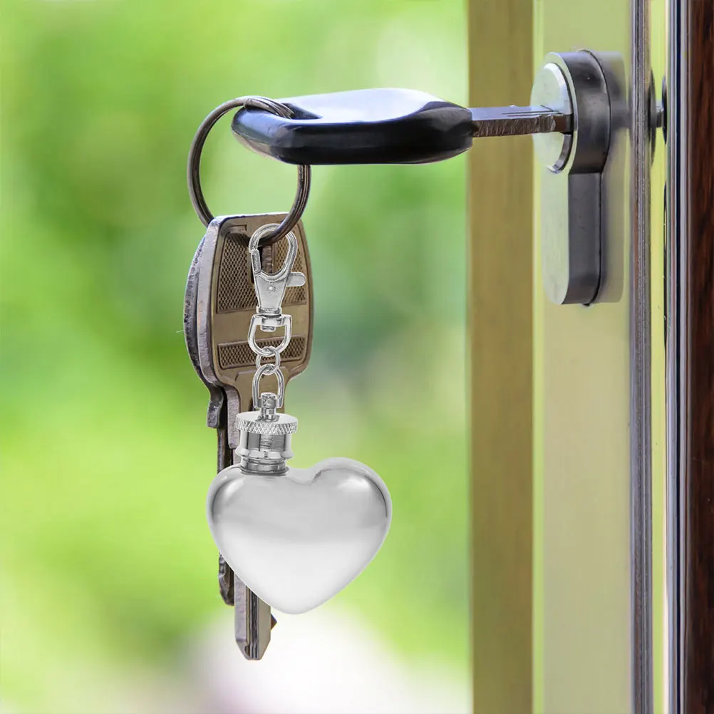 2Pcs Mini Heart Flask Keychain Stainless Steel 1Oz Portable Liquor Flask Discreet Wine Bottle for Outdoor Camping Survival Gear
2Pcs Mini Heart Flask Keychain Stainless Steel 1Oz Portable Liquor Flask Discreet Wine Bottle for Outdoor Camping Survival Gear