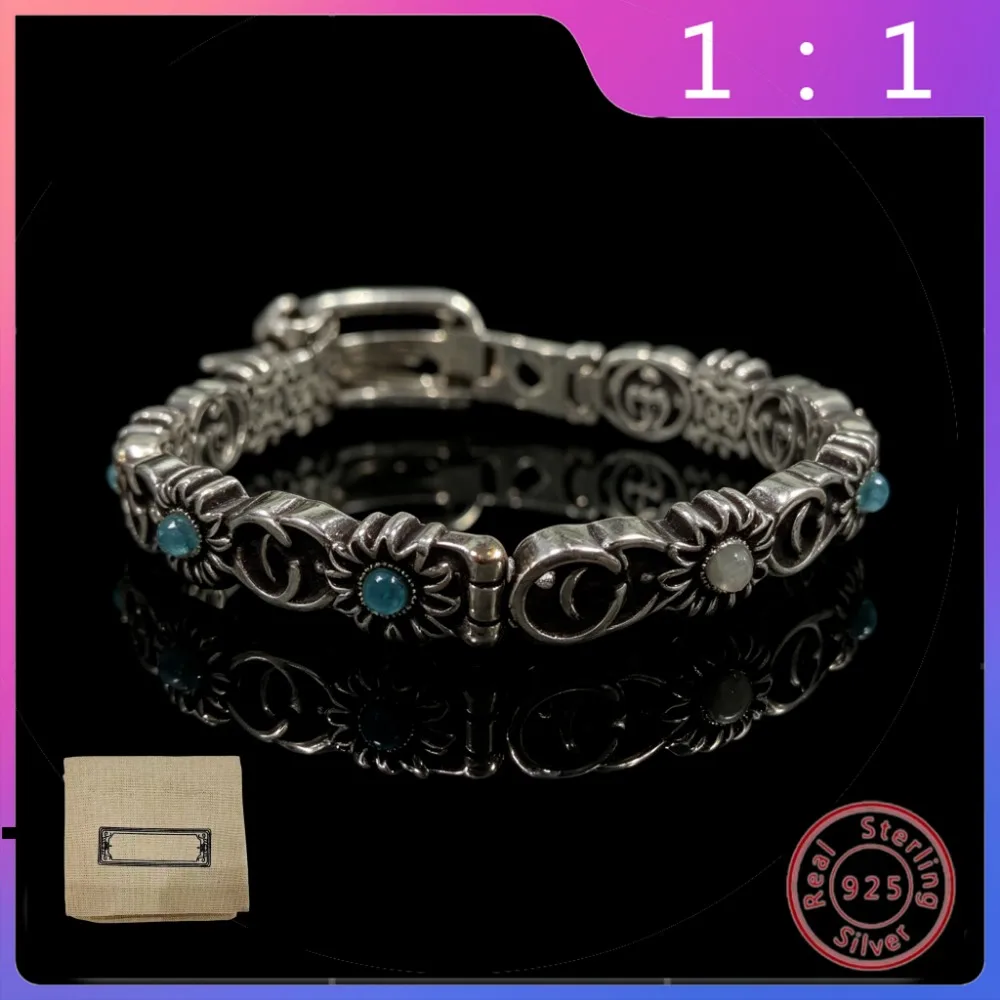2026 New S925 Silver Retro Letter Interlocking Bracelet Rhinestone Jewelry
2026 New S925 Silver Retro Letter Interlocking Bracelet Rhinestone Jewelry