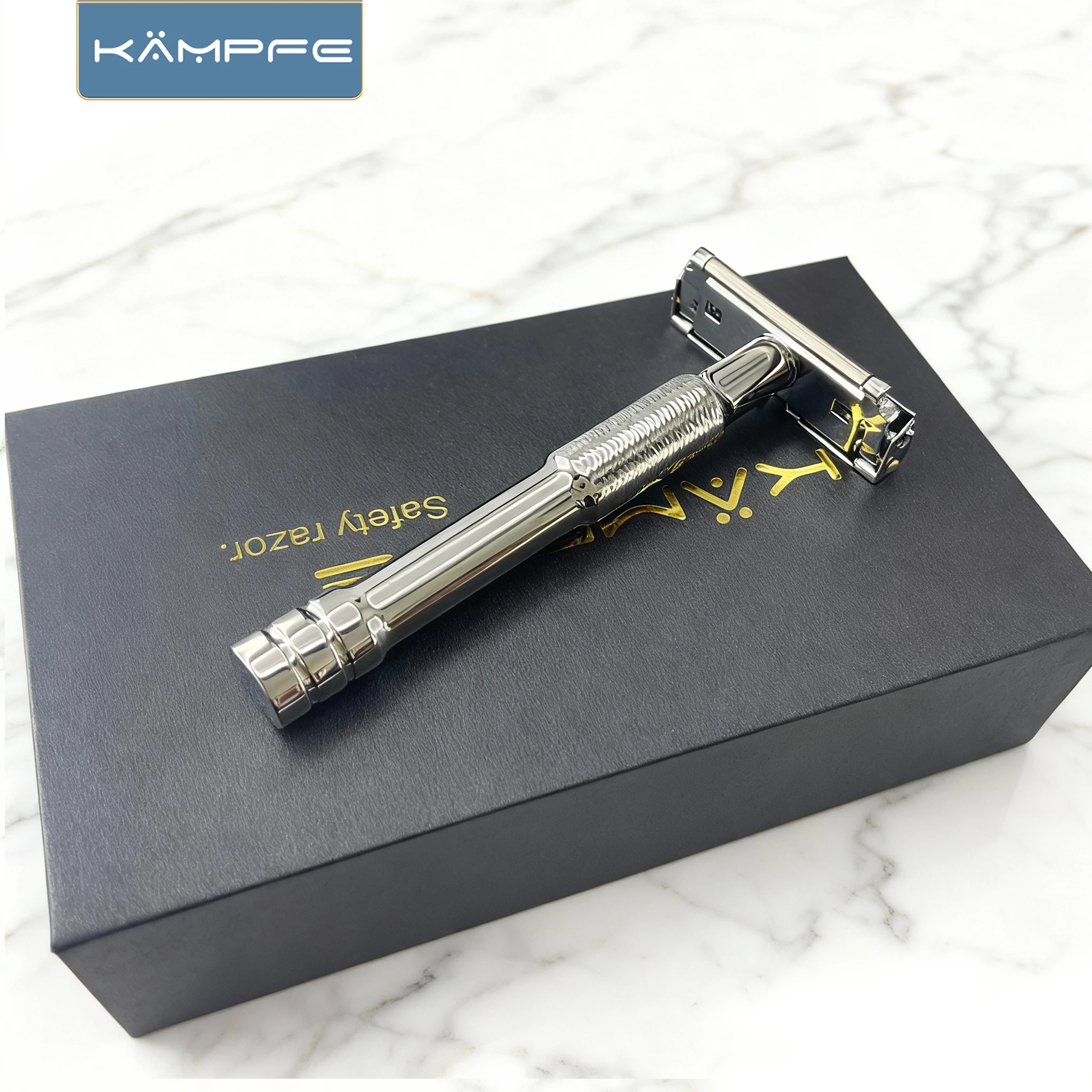 Бритвенные головки KAMPFE из нержавеющей стали с двойным слоем и полуострыми краями для гладкого бритья, незаменимый подарок для мужчин
Бритвенные головки KAMPFE из нержавеющей стали с двойным слоем и полуострыми краями для гладкого бритья, незаменимый подарок для мужчин