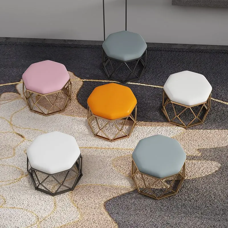 Iron Art Small Stools Low Stool Small Pedal Round Stools Simple Living Room Sofa Side Coffee Table Stool Light Luxury Ottomans
Iron Art Small Stools Low Stool Small Pedal Round Stools Simple Living Room Sofa Side Coffee Table Stool Light Luxury Ottomans