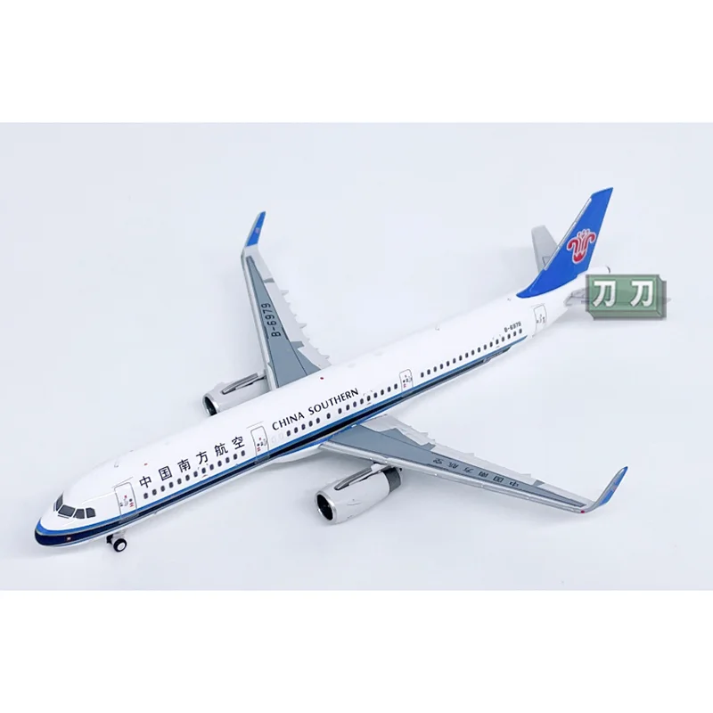 Diecast 1/400 Scale Southern Airlines A321 Passenger Aircraft B-6979 Simulation Aircraft Model Collection Model Ornament
Diecast 1/400 Scale Southern Airlines A321 Passenger Aircraft B-6979 Simulation Aircraft Model Collection Model Ornament