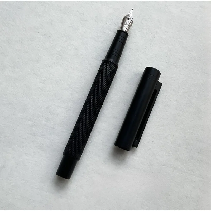 PK Hongdian Founntain Pen,Black Samurai Pen Water Droplet Polishing Long Knife Calligraphy Writing 0.5 0.7M B1.0 Practicing Pen
PK Hongdian Founntain Pen,Black Samurai Pen Water Droplet Polishing Long Knife Calligraphy Writing 0.5 0.7M B1.0 Practicing Pen