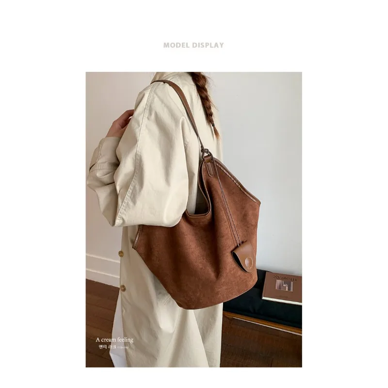 Suede Water Bucket Bag Large Capacity Sandbag Tote Bag for Women Casual Lazy Style Big Bag
Suede Water Bucket Bag Large Capacity Sandbag Tote Bag for Women Casual Lazy Style Big Bag