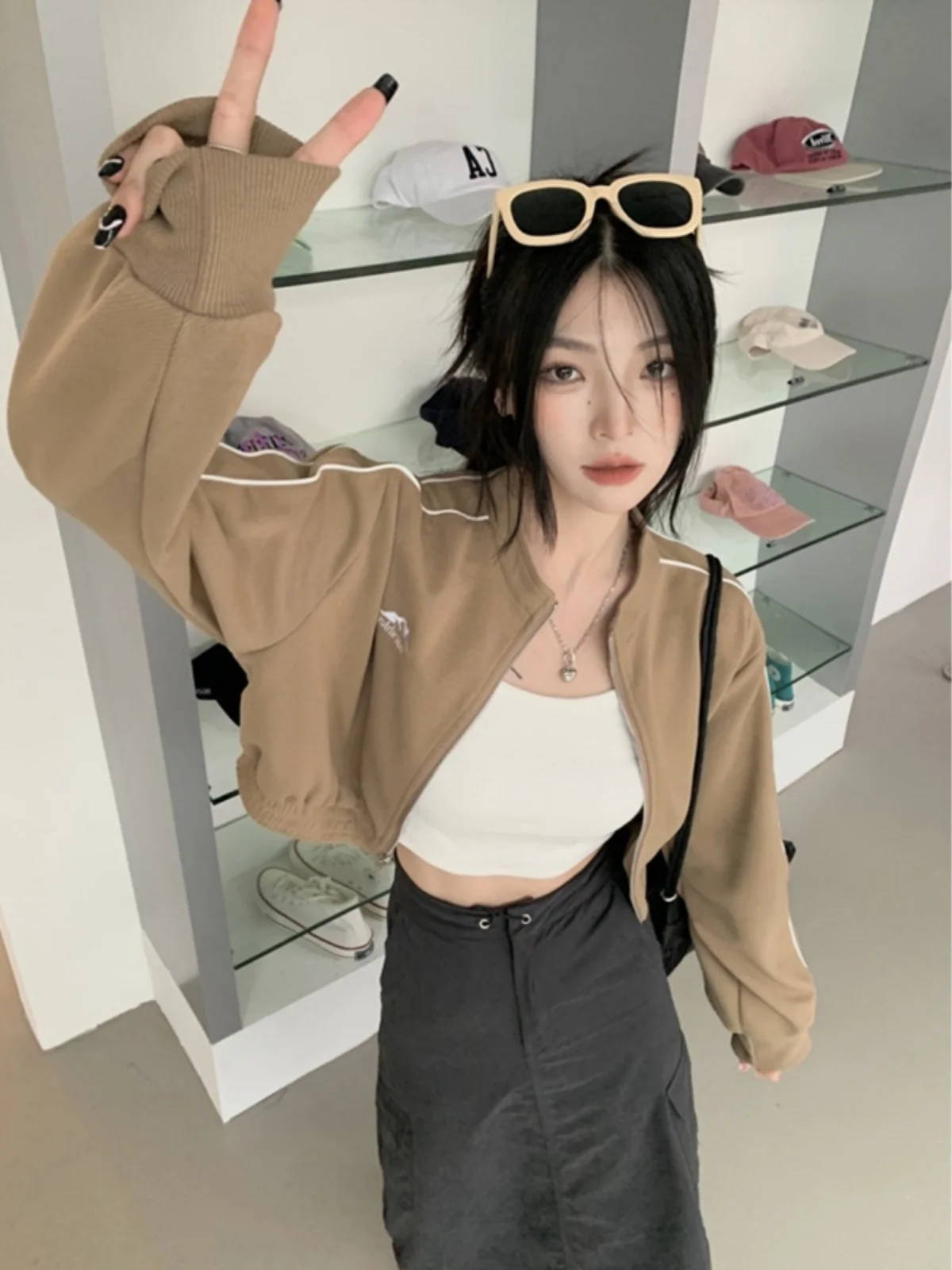 Sweet Cool ort Spor Long Sve женский Jaet осенний кардиган для похудения, модный топ на молнии с круглым вырезом
Sweet Cool ort Spor Long Sve женский Jaet осенний кардиган для похудения, модный топ на молнии с круглым вырезом