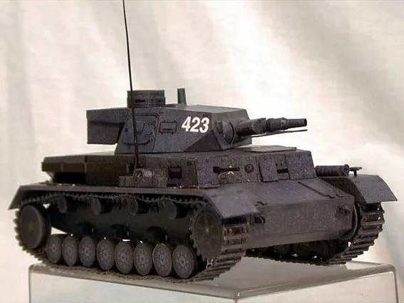 Германия WWII PANZER KAMPFWAGEN IV Танк 3D бумажная модель DIY 
Германия WWII PANZER KAMPFWAGEN IV Танк 3D бумажная модель DIY