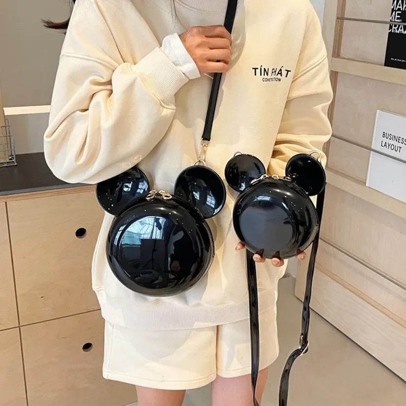 Disney Women's New Cartoon Messenger Bag Fashion Shopping Bag Mickey Mouse Cute Cartoon Round Shoulder Bag
Disney Women's New Cartoon Messenger Bag Fashion Shopping Bag Mickey Mouse Cute Cartoon Round Shoulder Bag