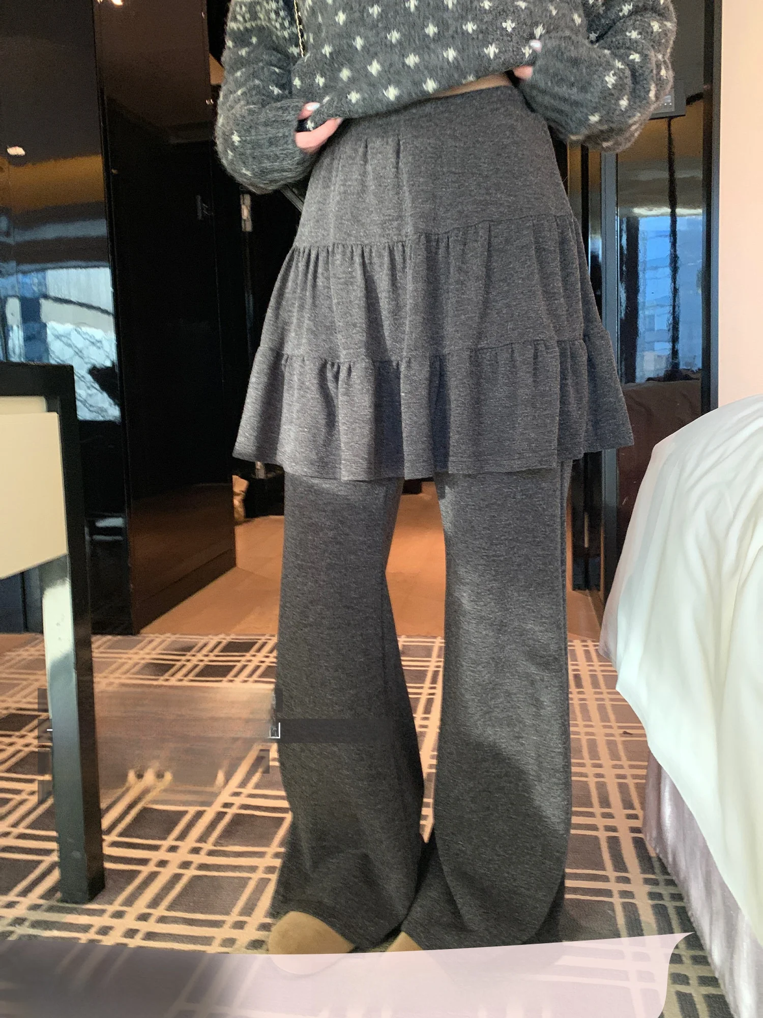 Casual Patchwork Women's Pants Skirt Two-Piece Slimming Versatile Eight-Box Town Pattern Natural Waist Elastic Waistband Wide...
Casual Patchwork Women's Pants Skirt Two-Piece Slimming Versatile Eight-Box Town Pattern Natural Waist Elastic Waistband Wide...