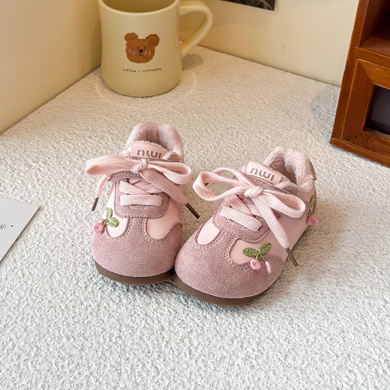 Cherry Embroidered Casual Shoes 2025 Spring New Cute Children's Shoes Soft Bottom Multi functional and Versatile Casual Shoeses
Cherry Embroidered Casual Shoes 2025 Spring New Cute Children's Shoes Soft Bottom Multi functional and Versatile Casual Shoeses