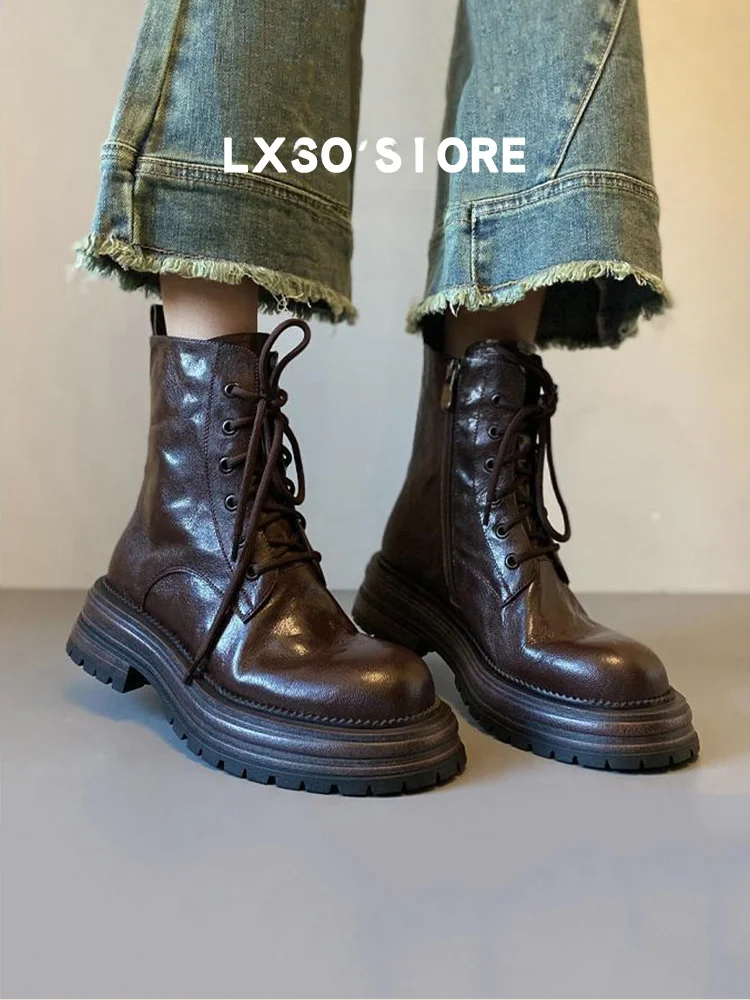 Retro Genuine Leather Boots Women's Autumn Winter Motorcycle Style Side Zipper Thick Heel Short Boots Cross Buckle
Retro Genuine Leather Boots Women's Autumn Winter Motorcycle Style Side Zipper Thick Heel Short Boots Cross Buckle