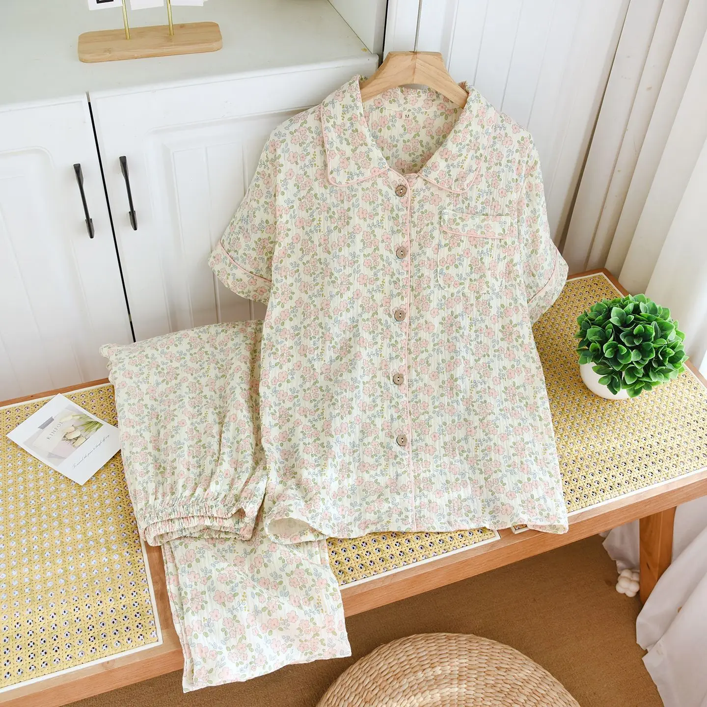 Cotton Women's Pajamas Floral Sleepwear Female 2 Piece Set Pijama Nightwear Pyjamas Home Clothes Loungewear
Cotton Women's Pajamas Floral Sleepwear Female 2 Piece Set Pijama Nightwear Pyjamas Home Clothes Loungewear