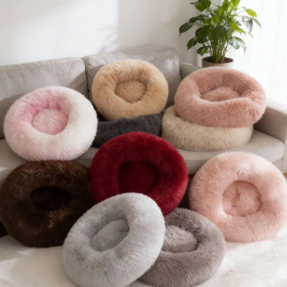 Длинная плюшевая круглая кровать для собак и кошек, зимний теплый коврик, кровать для собак, кровать для кошек, товары для домашних животных
Длинная плюшевая круглая кровать для собак и кошек, зимний теплый коврик, кровать для собак, кровать для кошек, товары для домашних животных