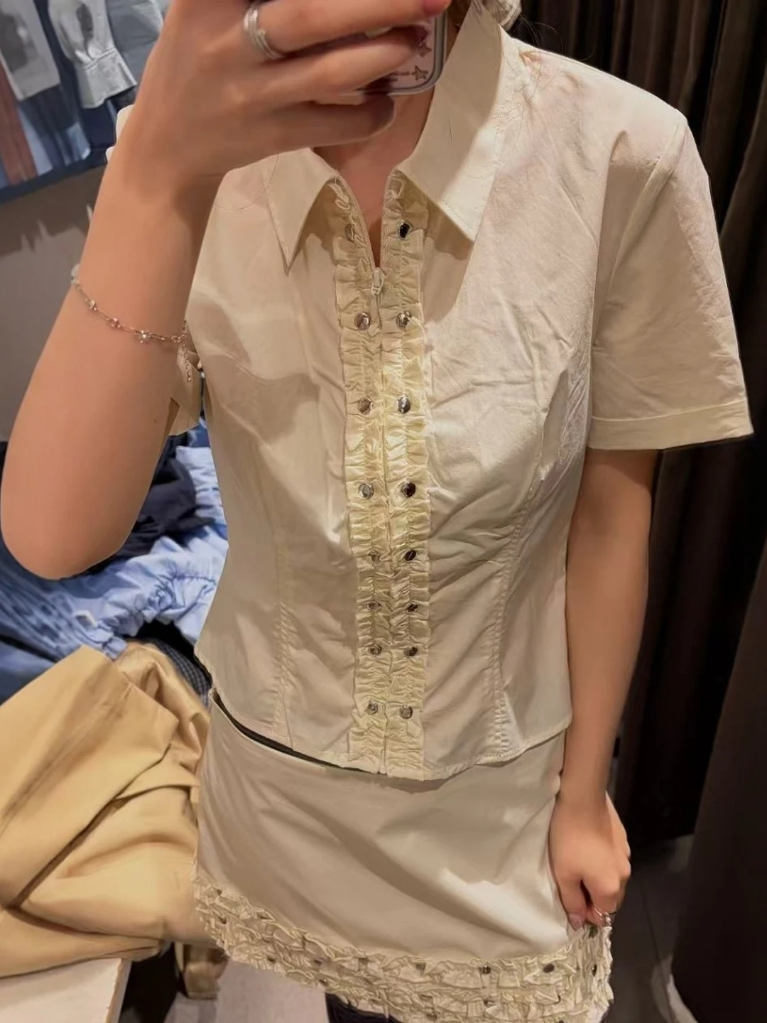 Casual Sle ort Sve irt Women's Slim Fit Rivet Decorated Tfeta Small Collar Bule Button down Spring 2026
Casual Sle ort Sve irt Women's Slim Fit Rivet Decorated Tfeta Small Collar Bule Button down Spring 2026