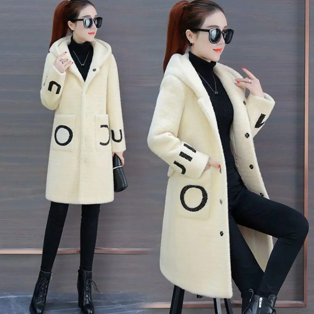 Plush Overcoat Hooded Slim Fluffy Cardigan Winter Women Thickened Imitation Lambswool Overcoat
Plush Overcoat Hooded Slim Fluffy Cardigan Winter Women Thickened Imitation Lambswool Overcoat