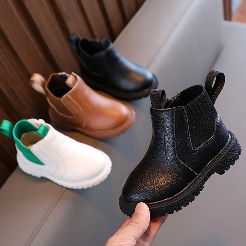 Child British Style Boot 2025 Winter New Girl Plush Warm Boot Girls Slip Cotton Boots Women's Fashionable Versatile Short Boots
Child British Style Boot 2025 Winter New Girl Plush Warm Boot Girls Slip Cotton Boots Women's Fashionable Versatile Short Boots