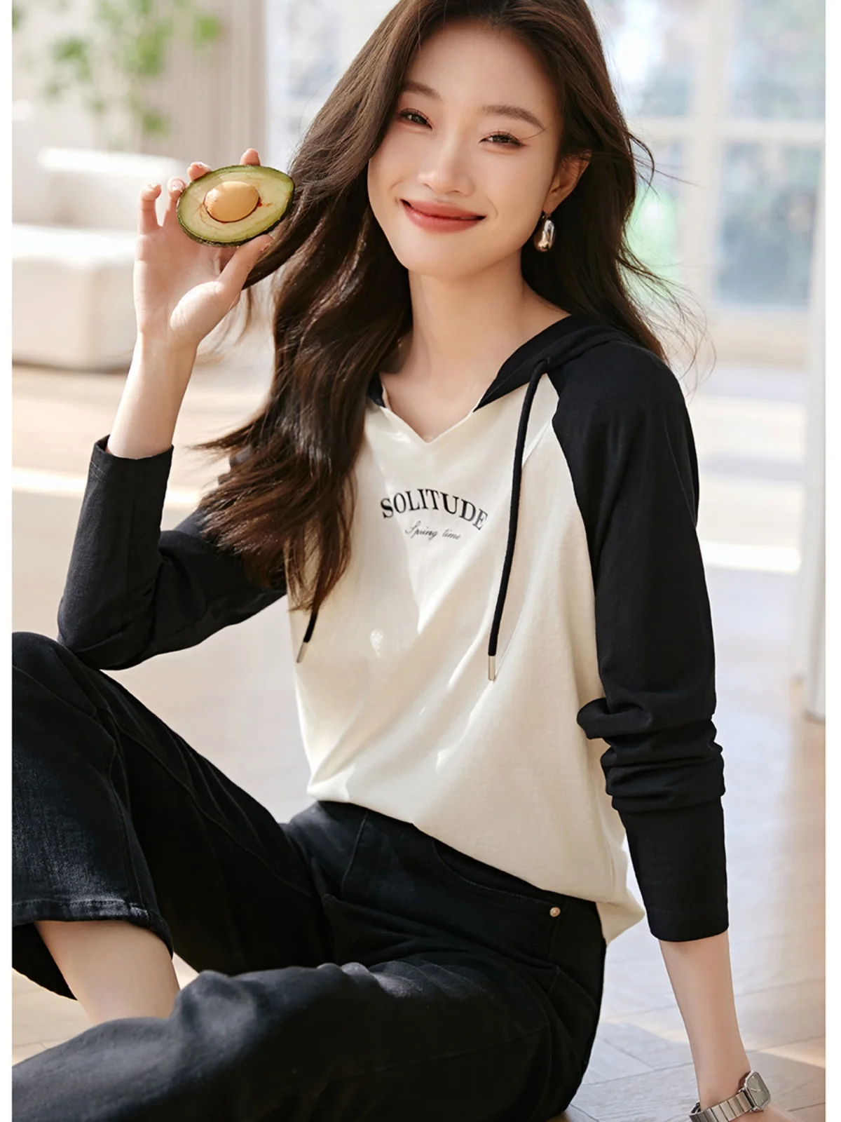 2024 Streetwear Hoodies Letters Printed Women Sweatshirt Autumn Winter Long Sleeve Harajuku Pullovers Hooded Sweater Plus Size
2024 Streetwear Hoodies Letters Printed Women Sweatshirt Autumn Winter Long Sleeve Harajuku Pullovers Hooded Sweater Plus Size