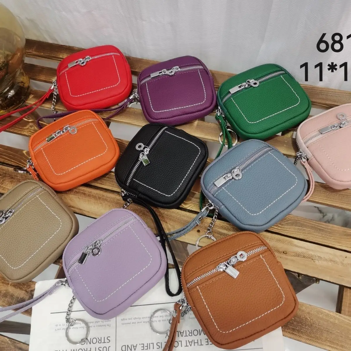 2025 New Leather Mini Wallet for Women - Genuine Top-Grain Cowhide Coin Purse for Lipstick, Earbuds, and Keychain Storage
2025 New Leather Mini Wallet for Women - Genuine Top-Grain Cowhide Coin Purse for Lipstick, Earbuds, and Keychain Storage
