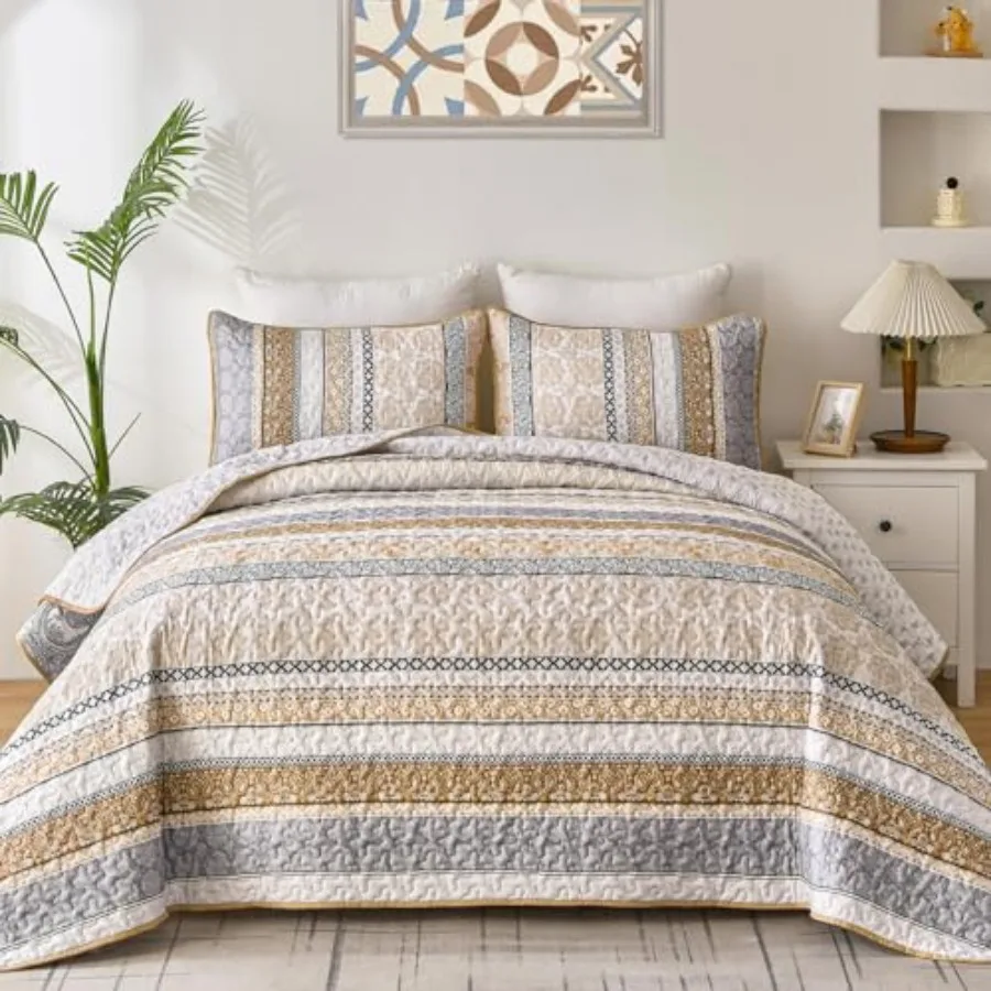 Boho Quilt Set Size, Bohemian 3 Pieces Fall Quilt Sets, Lightweight Bedspread Coverlet Bedding Set for All Season 96"x90
Boho Quilt Set Size, Bohemian 3 Pieces Fall Quilt Sets, Lightweight Bedspread Coverlet Bedding Set for All Season 96"x90
