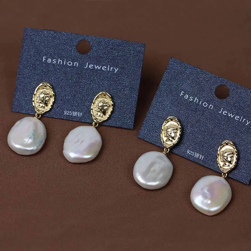 Elegant Natural Pearl Ear Jewelry Irregular Button Baroque Pearl Earrings Women Aesthetic Gold Color Drop Earrings Simple Luxury
Elegant Natural Pearl Ear Jewelry Irregular Button Baroque Pearl Earrings Women Aesthetic Gold Color Drop Earrings Simple Luxury