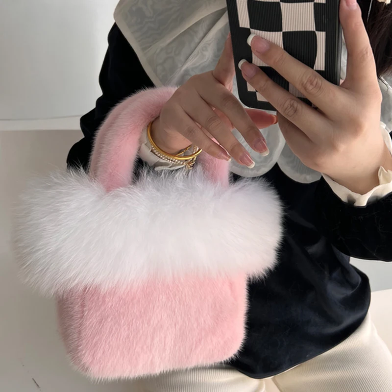 100% Real Fur Mink Bag Women Designer Luxury Fur Bags For Women Clutch Bag Fashionable High-end Clutch Bag
100% Real Fur Mink Bag Women Designer Luxury Fur Bags For Women Clutch Bag Fashionable High-end Clutch Bag