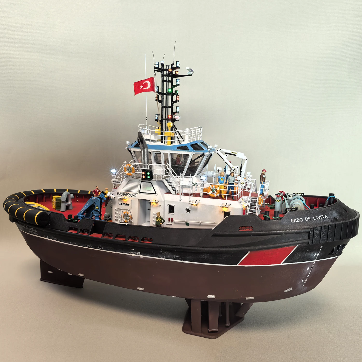 Радиоуправляемый буксир TRactor-3000 в масштабе 1/48, 64 см, с 2 гребными винтами Voith, модель корабля, игрушка
Радиоуправляемый буксир TRactor-3000 в масштабе 1/48, 64 см, с 2 гребными винтами Voith, модель корабля, игрушка