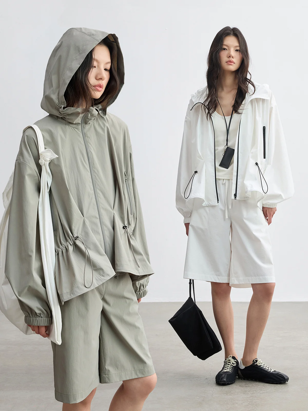 JUSLIN Summer Lightweight Outdoor Hooded Zipper Sun Protection Jacket Shorts Set Women's Loose Fit Long Sleeve Polyester
JUSLIN Summer Lightweight Outdoor Hooded Zipper Sun Protection Jacket Shorts Set Women's Loose Fit Long Sleeve Polyester