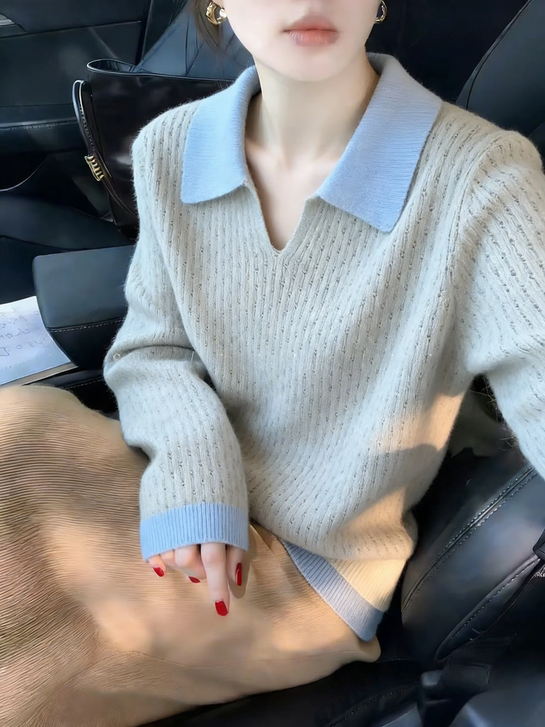 Slimming Neck Long Sleeve Knitted Sweater Women's Self-Keeping Style Color Block Commute Korean Version Straight Cut
Slimming Neck Long Sleeve Knitted Sweater Women's Self-Keeping Style Color Block Commute Korean Version Straight Cut