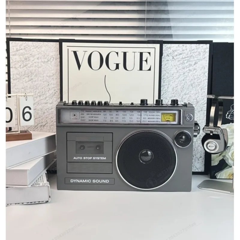 Multifunctional Radio, High Volume Charging, Retro Ornament, Wireless Bluetooth Card, USB Full-band Speaker.
Multifunctional Radio, High Volume Charging, Retro Ornament, Wireless Bluetooth Card, USB Full-band Speaker.