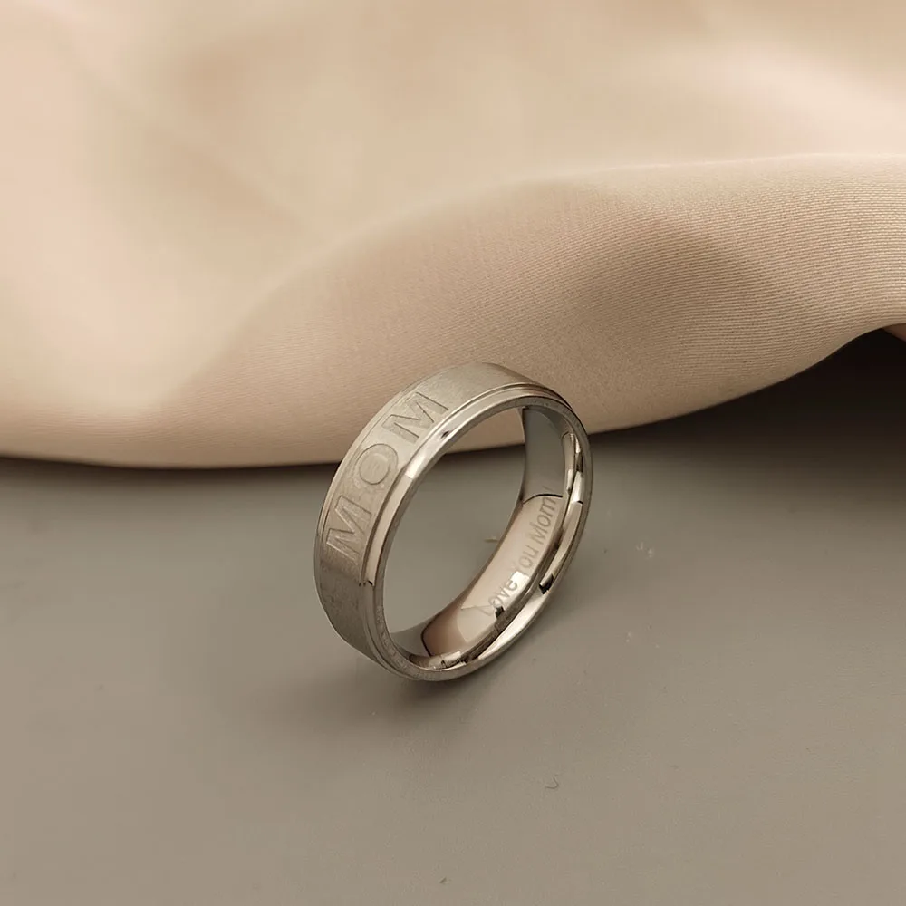 Romantic (LOVE YOU MOM) engraved design stainless steel ring, high quality waterproof jewelry, free delivery
Romantic (LOVE YOU MOM) engraved design stainless steel ring, high quality waterproof jewelry, free delivery