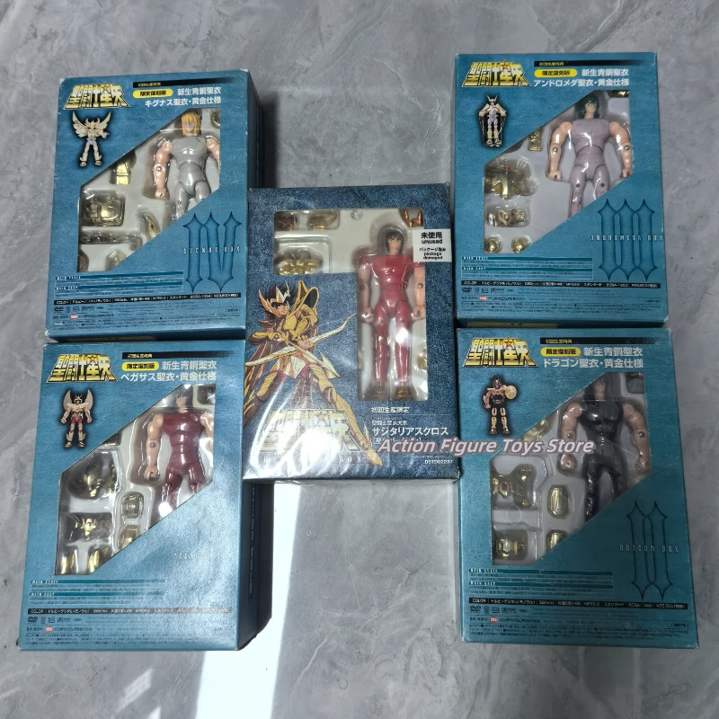 Классическая коллекционная фигурка персонажа аниме Saint Seiya нового поколения, золотая, из фильма, не в производстве, в наличии, модель для сборки, подарок.
Классическая коллекционная фигурка персонажа аниме Saint Seiya нового поколения, золотая, из фильма, не в производстве, в наличии, модель для сборки, подарок.