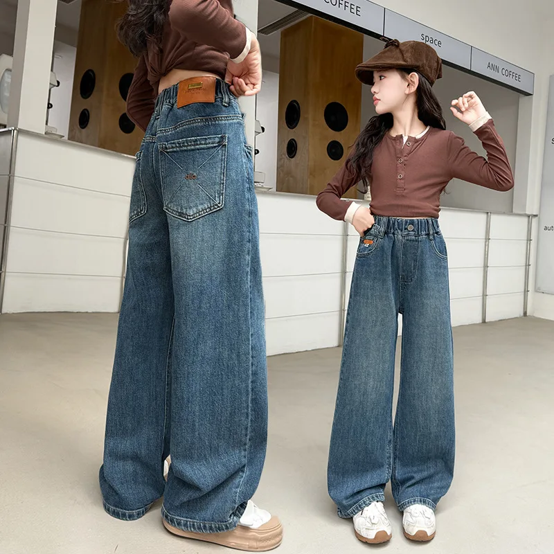 Лидер продаж, детские винтажные синие прямые джинсы с вышивкой букв для девочек, новые осенние джинсовые брюки, детские повседневные брюки для подростков
Лидер продаж, детские винтажные синие прямые джинсы с вышивкой букв для девочек, новые осенние джинсовые брюки, детские повседневные брюки для подростков