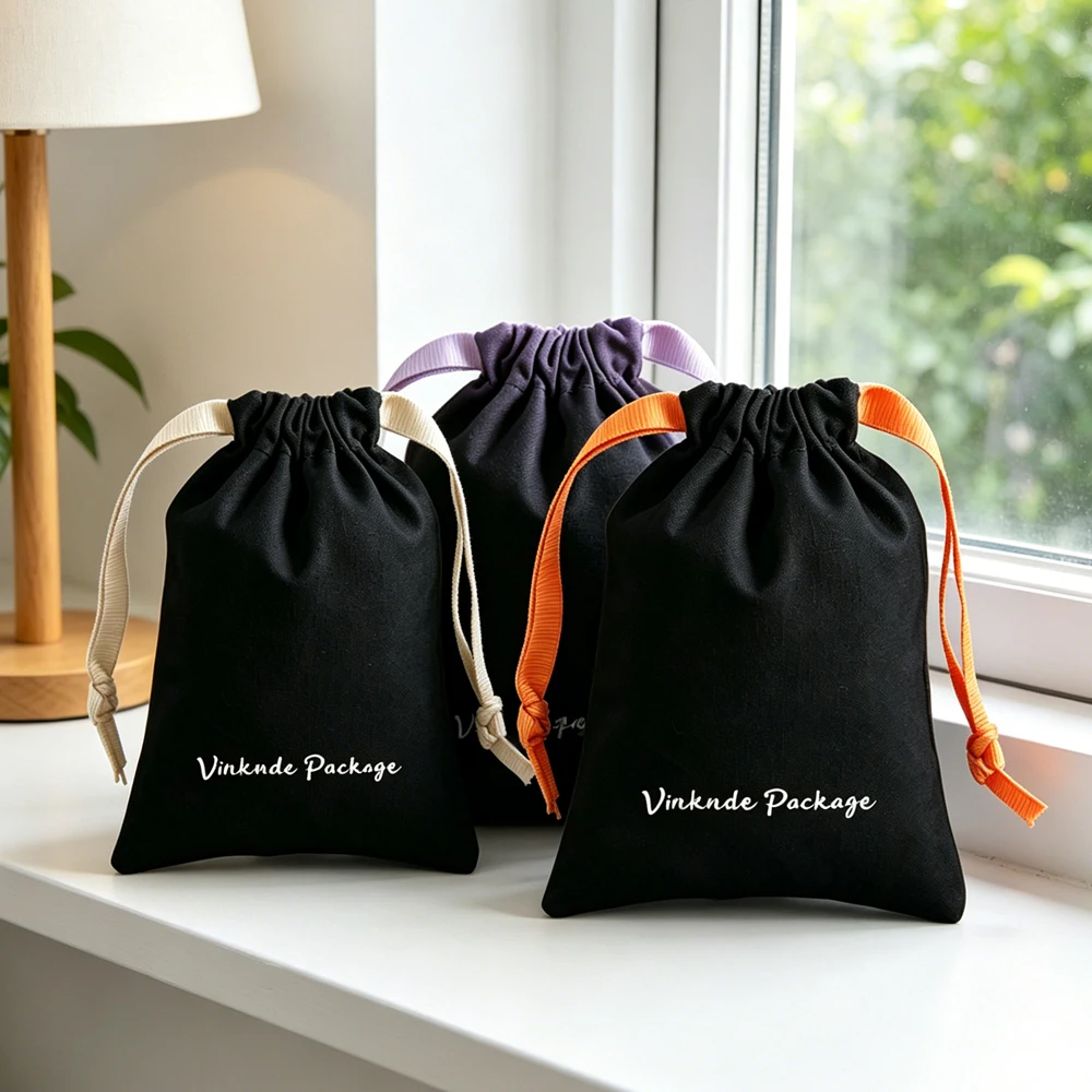 50Pcs Custom Logo Jewelry Black Cotton Drawstring Bag Earring Ring Cosmetic Watch Packaging Pouch Wedding Favors Candy Organizer
50Pcs Custom Logo Jewelry Black Cotton Drawstring Bag Earring Ring Cosmetic Watch Packaging Pouch Wedding Favors Candy Organizer
