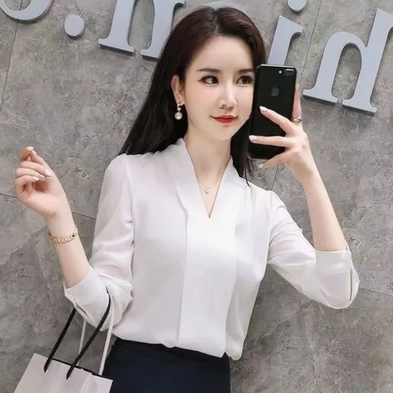 Autumn Women's Formal Wear Loose V-neck Blouse Work Clothes Street Casual Fashion Pullover Chiffon Long-sleeve Office Shirt
Autumn Women's Formal Wear Loose V-neck Blouse Work Clothes Street Casual Fashion Pullover Chiffon Long-sleeve Office Shirt